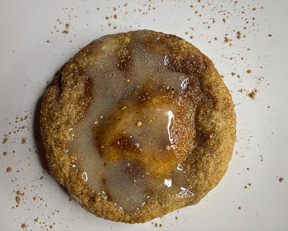 Cinnamon Roll Cheesecake Cookie